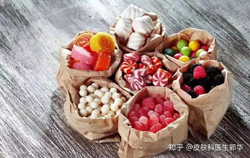 小布娱乐边吃零食边吃瓜,零食瓜果相伴，轻松畅享娱乐时光